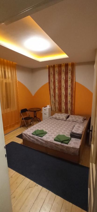 Къща Hotel กาโบรโว ภายนอก รูปภาพ
